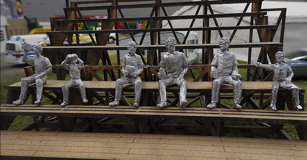 Male Spectators | Sitting #2 | MP32-03